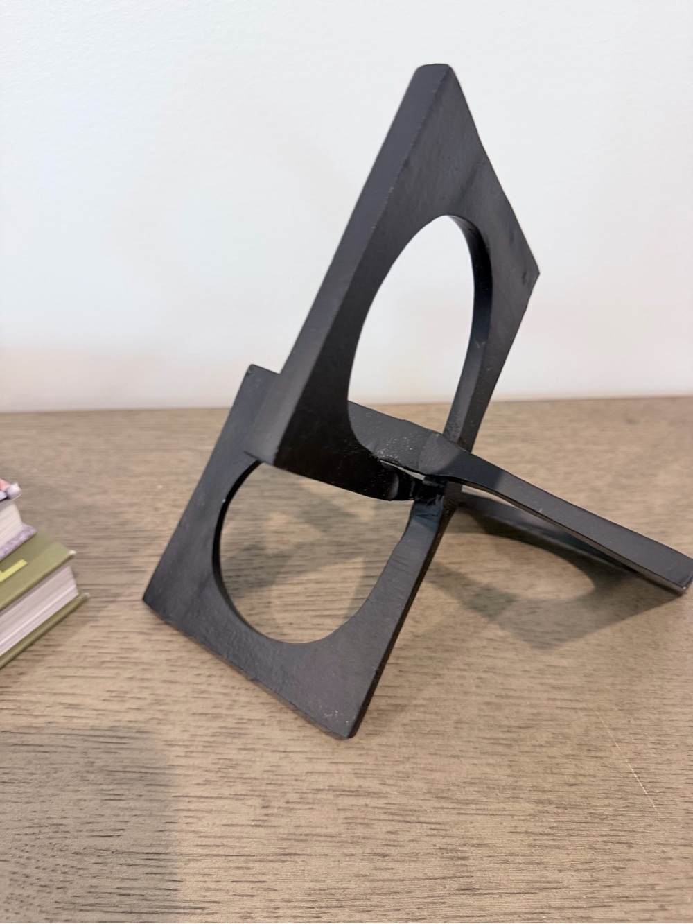 Black Decorative Geometric Wood Art Stand
